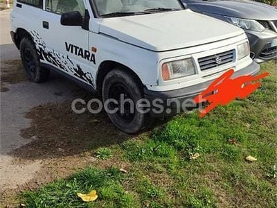 Usado Suzuki Vitara 90 CV (66 kW) 2004 Blanco SUV