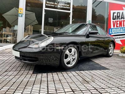 Negro Usado 2001 Porsche 911 Carrera 4 Coupe | 34.900 € (Precio justo)