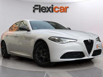 Usado Alfa Romeo Giulia Executive 190 CV (139 kW) 2019 Blanco Berlina