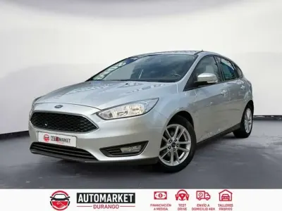 Usado Ford Focus Trend+ 125 CV (91 kW) 2015 Gris Familiar