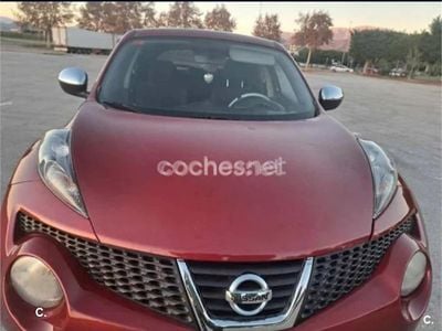 Usado Nissan Juke Acenta 110 CV (80 kW) 2013 Granate SUV
