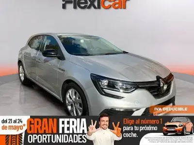 Usado Renault Mégane LIMITED 140 CV (102 kW) 2020 Gris