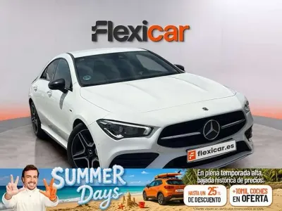 Usado Mercedes CLA200 150 CV (110 kW) 2021 Blanco Coupe