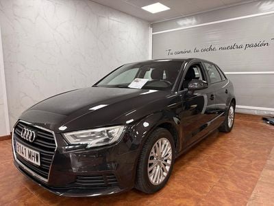Usado Audi A3 Premium 116 CV (85 kW) 2017 Marrón Berlina