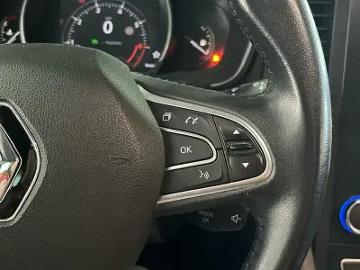 Usado Renault Mégane GrandTour Zen 140 CV (102 kW) 2019 Blanco Familiar