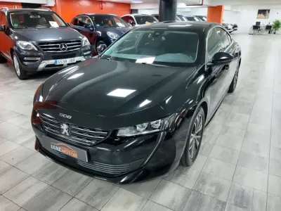 Usado Peugeot 508 Allure 131 CV (96 kW) 2021 Negro Berlina