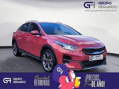Usado Kia XCeed 136 HP (100 kW) 2022 Vermelho SUV