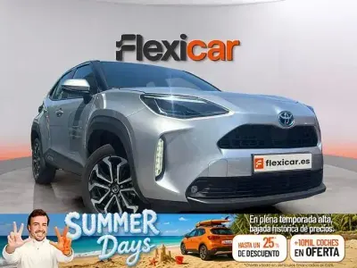 Usado Toyota Yaris Active 116 CV (85 kW) 2022 Gris Utilitario