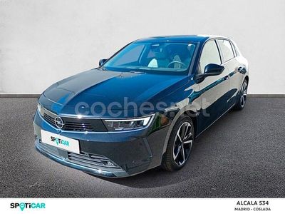 Usado Opel Astra Elegance 130 CV (95 kW) 2023 Negro Berlina