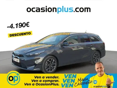 Usado Kia Ceed Style 100 CV (73 kW) 2025 Gris / plata Utilitario