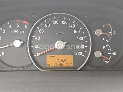 Negro Usado 2010 Kia Carens Monovolumen | 6200 € (Precio justo)