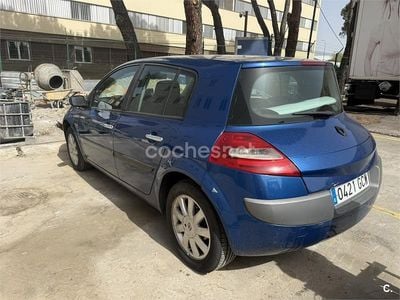 Usado Renault Mégane II Dynamique 85 CV (62 kW) 2008 Azul Berlina