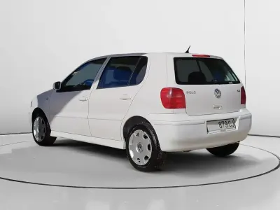 Usado VW Polo Trendline 75 CV (55 kW) 2000 Blanco Utilitario