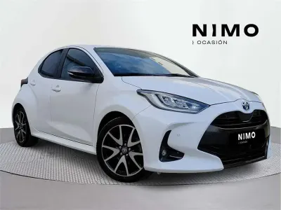 Begagnad Toyota Yaris Hybrid Style 116 HK (85 kW) 2022 Halvkombi