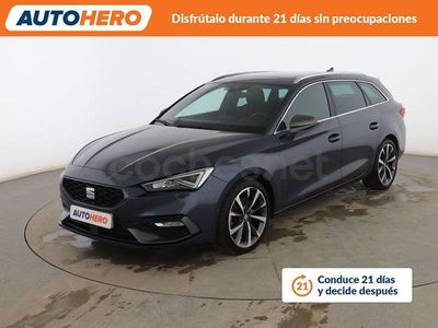 Usado Seat Leon FR 150 CV (110 kW) 2022 Gris Familiar
