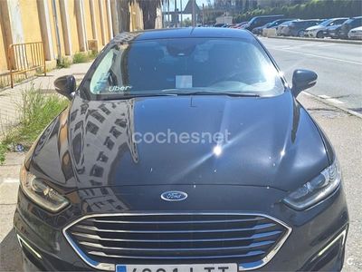Usado Ford Mondeo Titanium 187 CV (137 kW) 2021 Negro Berlina