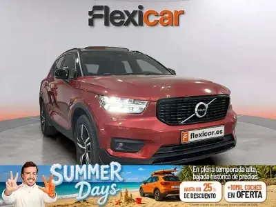 Usado Volvo XC40 Inscription 163 CV (119 kW) 2020 Rojo SUV