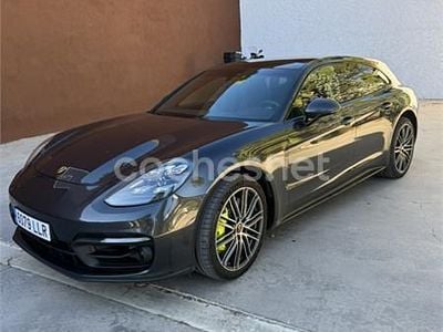 Porsche Panamera 4S