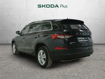 Usado Skoda Kodiaq Ambition 150 CV (110 kW) 2022 Negro SUV