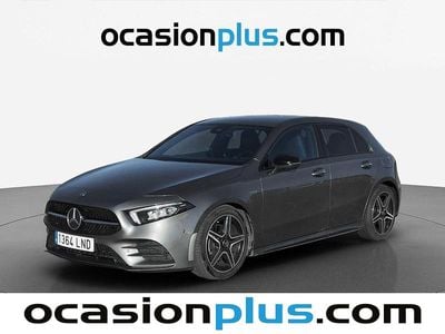 Gris Usado 2021 Mercedes A180 AMG Utilitario | 23.264 € (Buen precio)