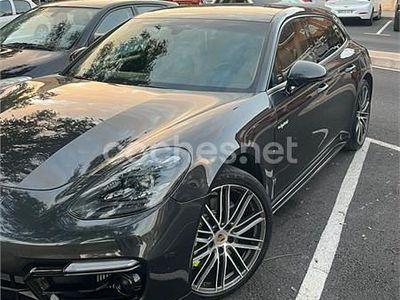 Porsche Panamera 4