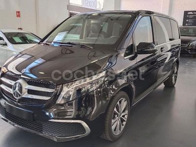 Mercedes V220