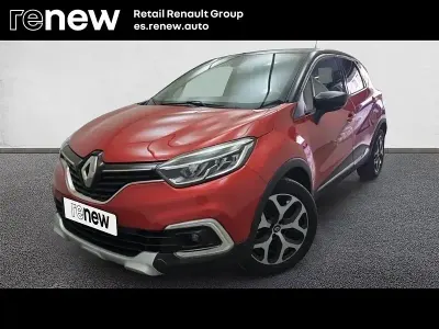 Usado Renault Captur Zen 90 CV (66 kW) 2019 Rojo SUV
