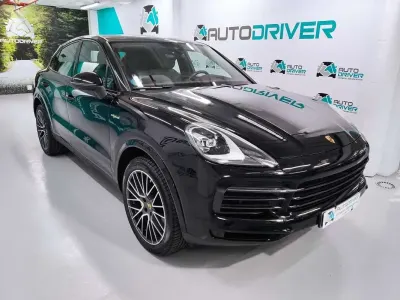 Usado Porsche Cayenne E-Hybrid 462 CV (339 kW) 2021 Negro SUV