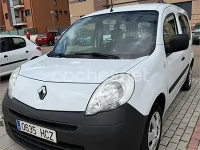 Usado Renault Kangoo 85 CV (62 kW) 2011 Blanco Monovolumen