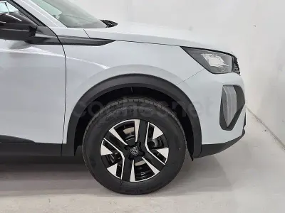 Nuevo Peugeot 2008 100 CV (73 kW) 2026 Blanco SUV