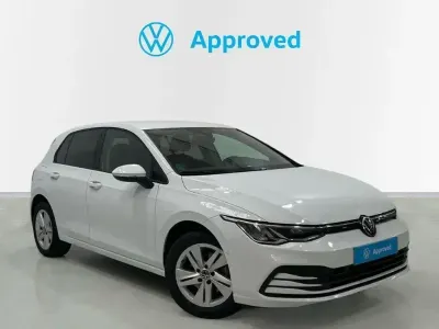 Usado VW Golf VIII Life 110 CV (80 kW) 2022 Blanco