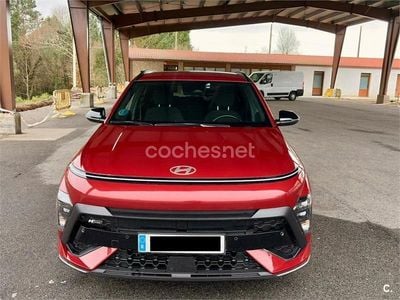 Usado Hyundai Kona N Line 141 CV (103 kW) 2023 Granate SUV