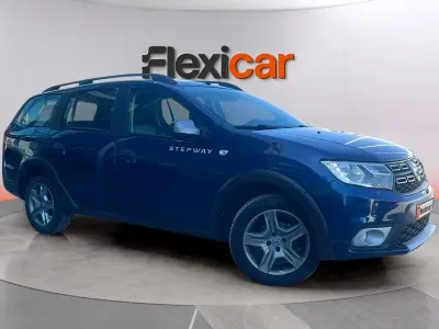 Usado Dacia Logan MCV Comfort 90 CV (66 kW) 2018 Azul Familiar