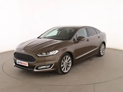 Usado Ford Mondeo Vignale 180 CV (132 kW) 2017 Marrón Berlina