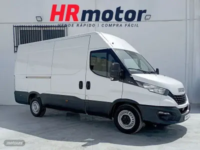 Usado Iveco Daily 136 CV (100 kW) 2022 Blanco Van
