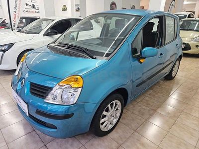 Usado Renault Modus Dynamique 80 CV (58 kW) 2005 Azul Monovolumen
