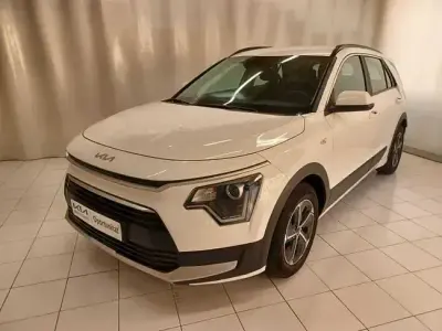 Usado Kia Niro 129 CV (94 kW) 2025 Blanco SUV