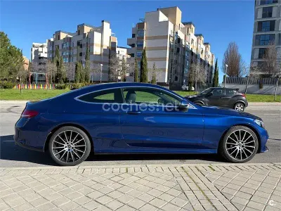 Usado Mercedes C220 170 CV (125 kW) 2017 Azul Coupe