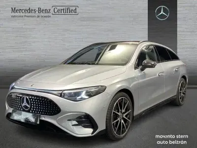 Usado Mercedes CLA250e Shooting Brake AMG line 200 kW (272 CV) 2025 Familiar