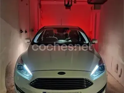 Brugt Ford Focus Titanium 120 HK (88 kW) 2016 Hvid Sedan