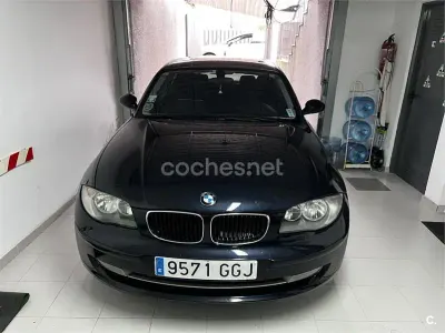 Usado BMW 120 163 CV (119 kW) 2007 Azul Utilitario