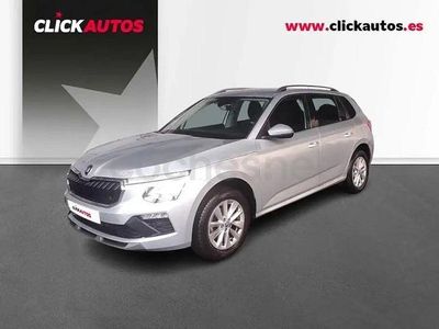 Usado Skoda Kamiq Selection 95 CV (69 kW) 2025 Gris / plata SUV