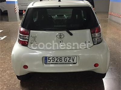 Blanco Usado 2010 Toyota iQ Utilitario | 10.000 €