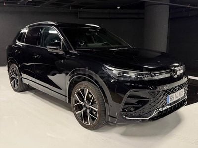 Negro Usado 2024 VW Tiguan R-line SUV | 48.000 €