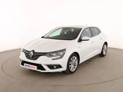 Usado Renault Mégane IV Zen 140 CV (102 kW) 2019 Blanco Berlina