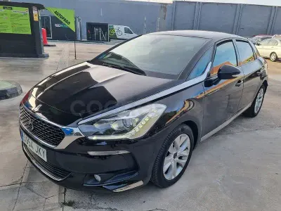 Usado DS Automobiles DS5 Style 120 CV (88 kW) 2016 Negro Utilitario