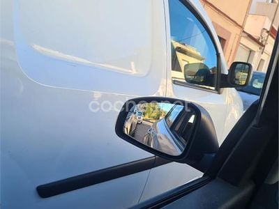 Usado Renault Kangoo 105 CV (77 kW) 2010 Blanco Monovolumen