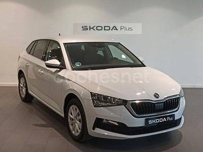 Usado Skoda 110 R Ambition 110 CV (80 kW) 2022 Blanco Berlina
