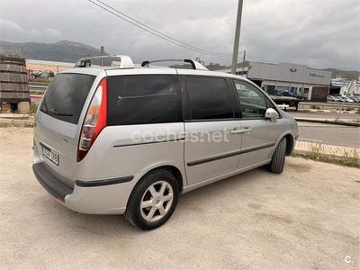 Usado Fiat Ulysse Emotion 128 CV (94 kW) 2005 Gris / plata Monovolumen