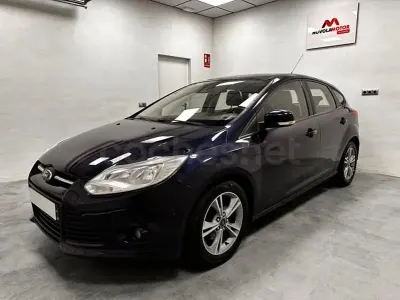 Usado Ford Focus 125 CV (91 kW) 2013 Azul Berlina